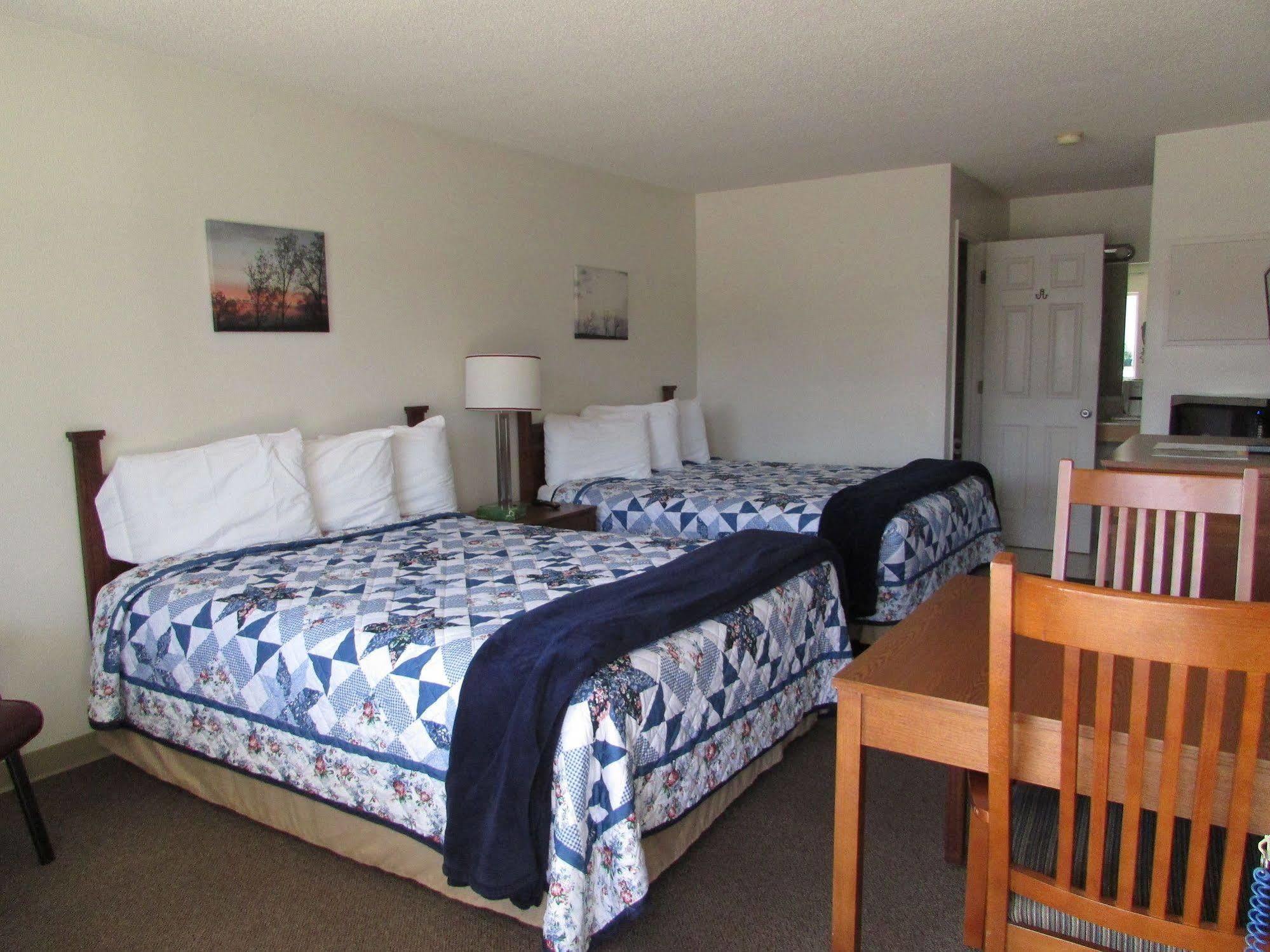 Douglas Inn & Suites, Blue Ridge, Ga エクステリア 写真